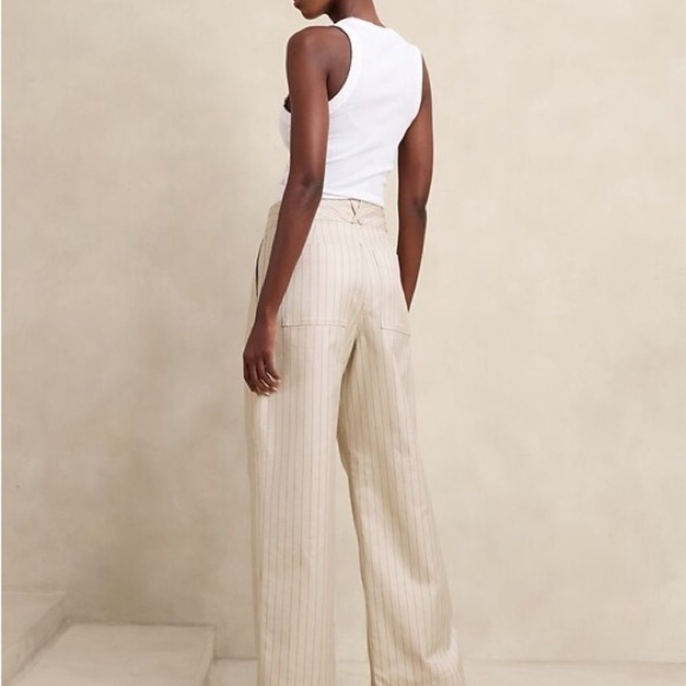 Banana Republic Twill Wide Leg Pant - Picture 2 of 6